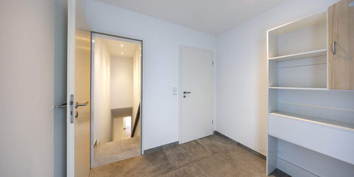 Bungalow Meerbusch Strümp - 7 Zimmer, 219 m&sup2;, 1.390.000&euro; | Angebot:24426528