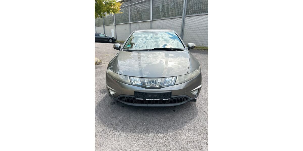 Honda Civic 195.000 km 2.600 &euro; Duisburg 47239