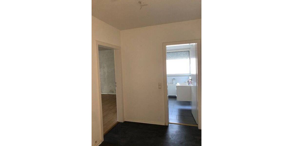 Etagenwohnung Duisburg Hochheide - 3 Zimmer, 77 m&sup2;, 590&euro; | Angebot:26758825