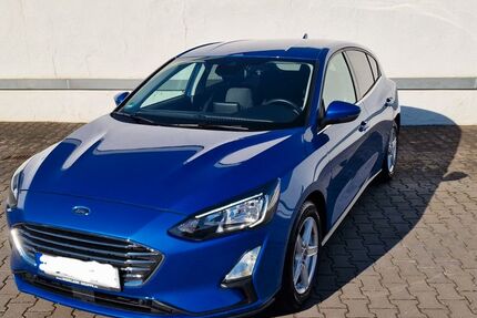 Ford Focus 50.524 km 15.999 &euro; Krefeld 47807