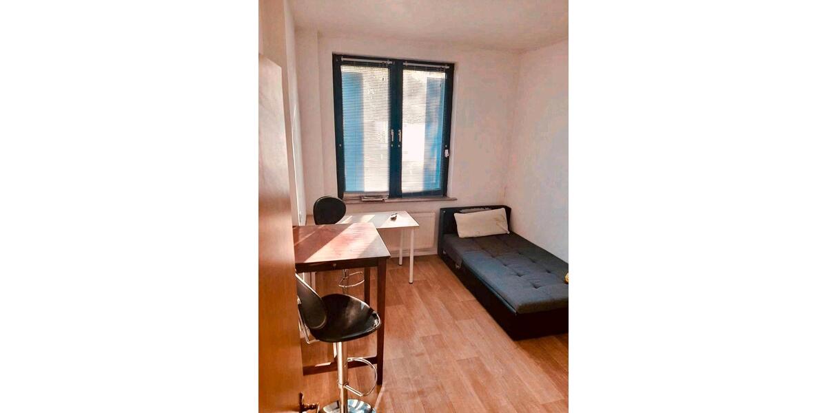 Dachgeschoßwohnung Düsseldorf Stadtbezirk 3 - 1 Zimmer, 45 m&sup2;, 800&euro; | Angebot:26482686