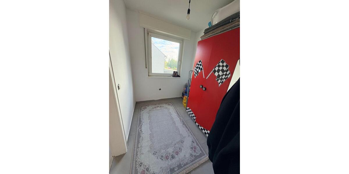 Etagenwohnung Duisburg Rheinhausen - 2.5 Zimmer, 57 m&sup2;, 450&euro; | Angebot:26233290