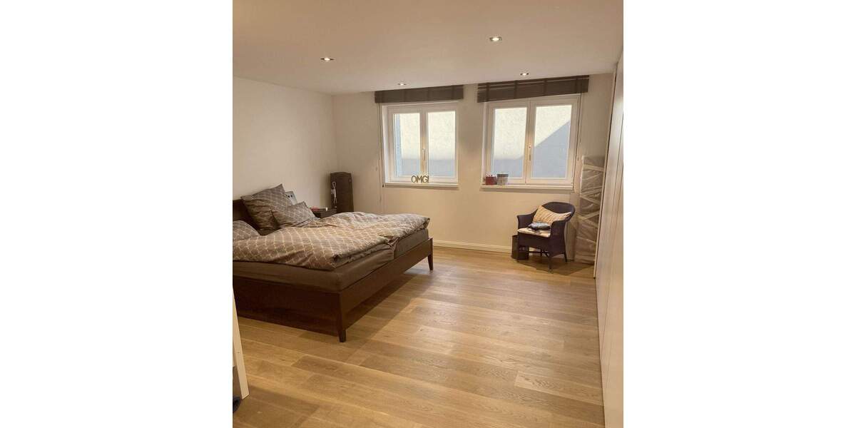 Doppelhaushälfte Meerbusch Büderich - 6 Zimmer, 242 m&sup2;, 8.500&euro; | Angebot:26391404