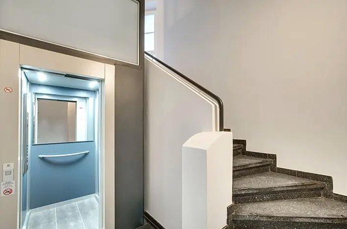 Etagenwohnung Düsseldorf Stadtmitte - 2 Zimmer, 71 m&sup2;, 1.175&euro; | Angebot:26236673