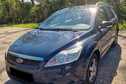 Ford Focus 180.000 km 4.100 € Ratingen 40880