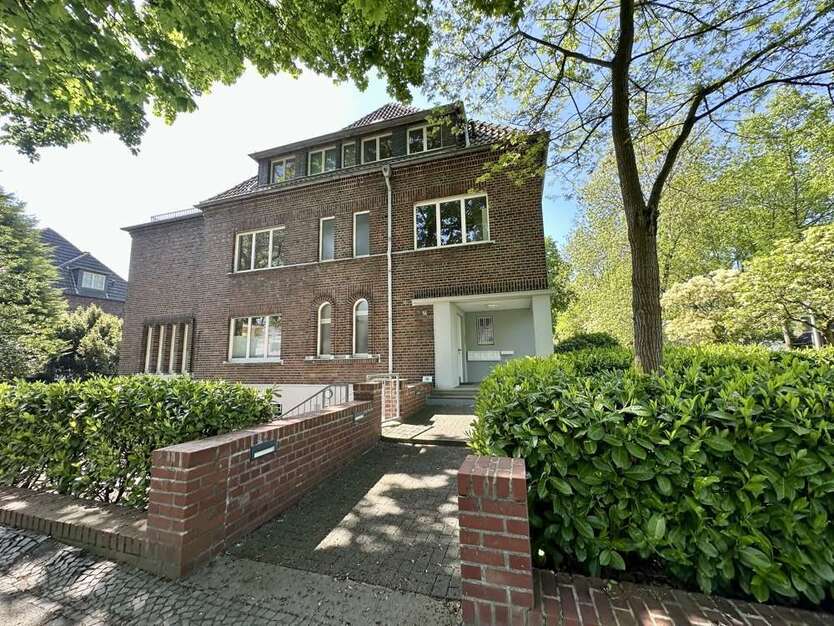 Haus zum Kaufen in Krefeld 2.235.000 € 496.33 m²