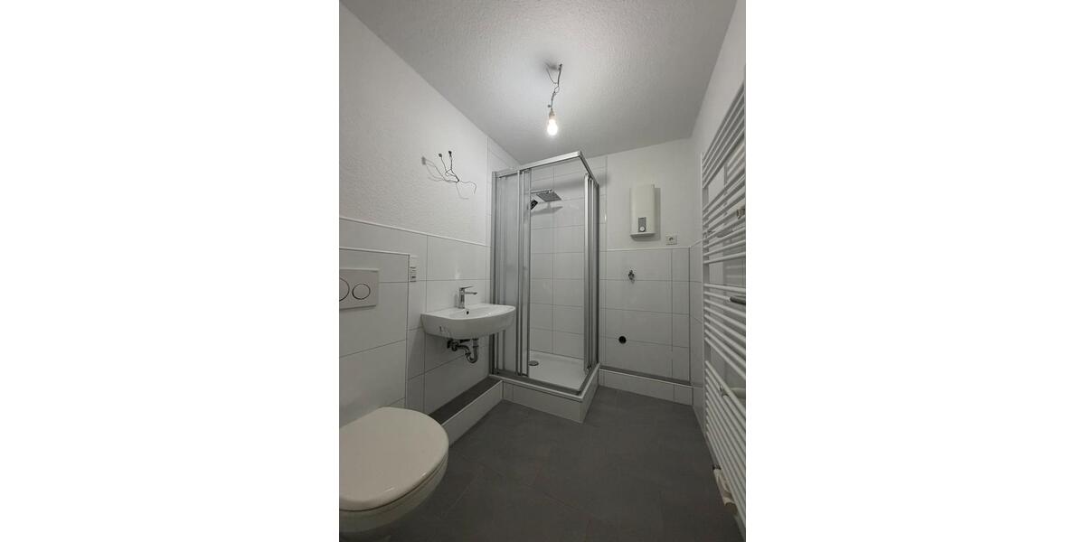 Etagenwohnung Duisburg Mittelmeiderich - 1 Zimmer, 50 m&sup2;, 650&euro; | Angebot:25374908