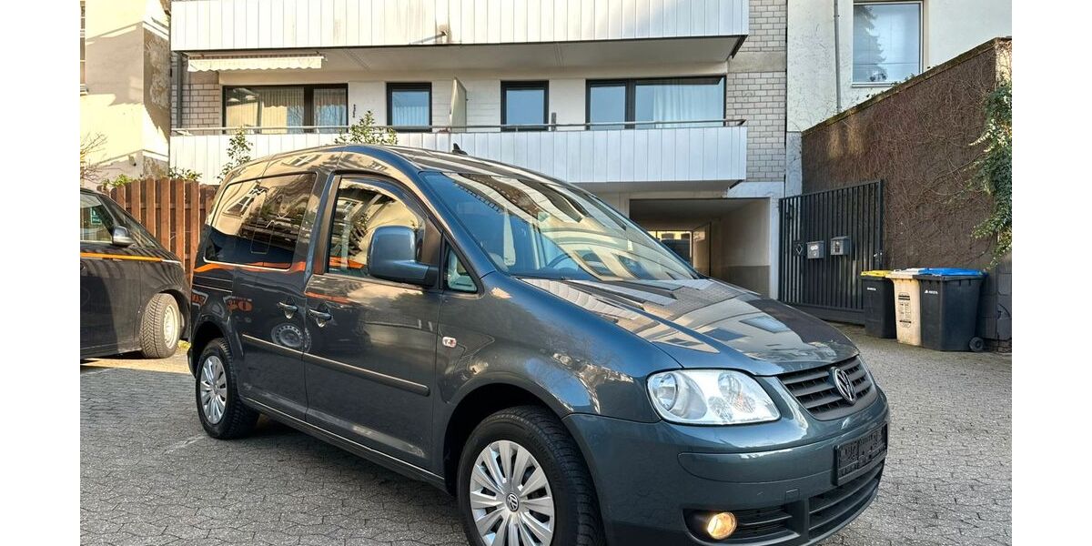 VW Caddy 252.167 km 3.300 &euro; Düsseldorf 40627