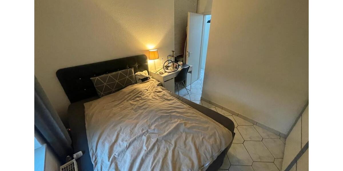 Etagenwohnung Gelsenkirchen - 3.5 Zimmer, 77 m&sup2;, 165.000&euro; | Angebot:27096124