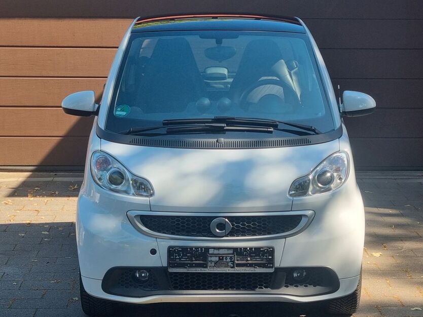 Smart ForTwo 103.734 km 5.490 € Duisburg 47138