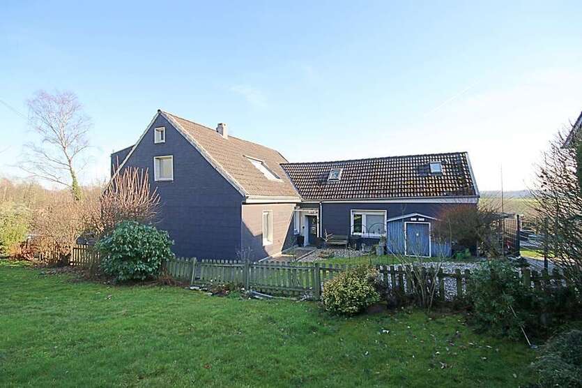 Haus zum Kaufen in Essen 390.000 € 180 m²