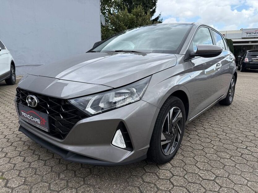 i20