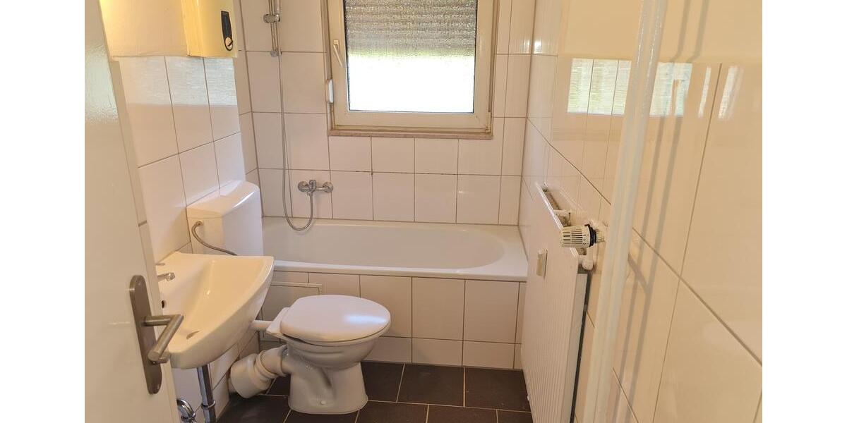 Erdgeschoßwohnung Duisburg Hamborn - 3 Zimmer, 54 m&sup2;, 385&euro; | Angebot:24478273