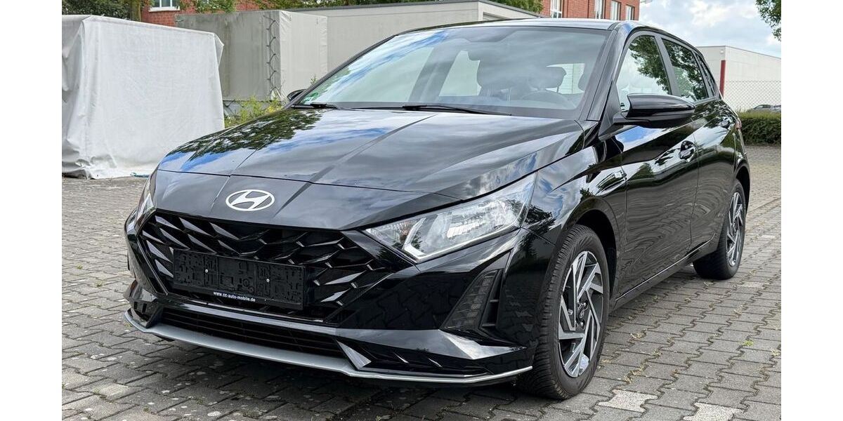Hyundai i20 16.600 km 17.750 &euro; Willich 47877