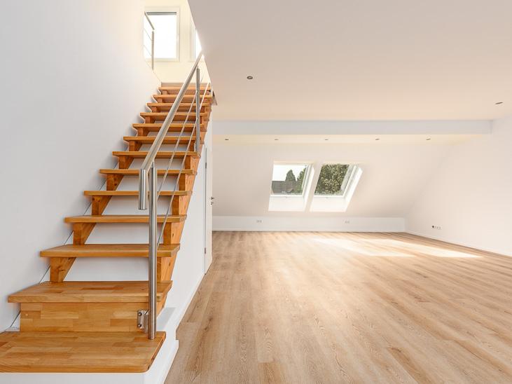 FREI IM RAUM - Loftwohnung mit Dachterrasse und eigenem Gartenanteil in Duisburg-Mündelheim zimmer