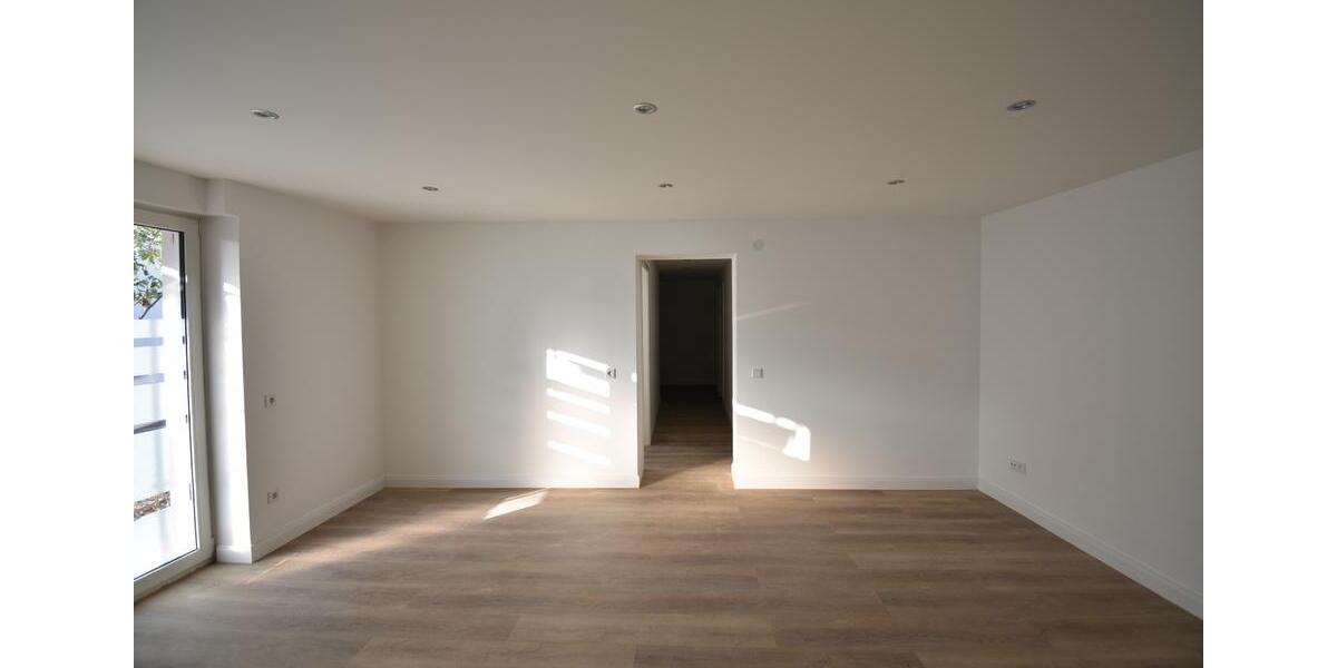 Erdgeschoßwohnung Neuss Erfttal - 3 Zimmer, 90 m&sup2;, 1.245&euro; | Angebot:25258288