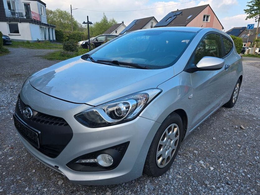 Hyundai i30 199.000 km 3.999 € Wuppertal 42287