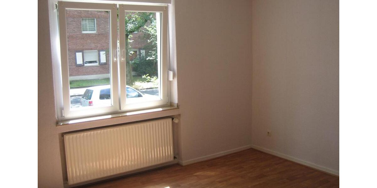 Erdgeschoßwohnung Duisburg Hamborn - 1 Zimmer, 65 m&sup2;, 450&euro; | Angebot:26122173