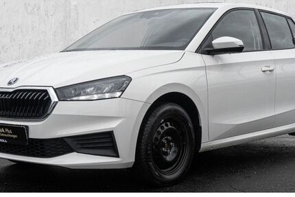 Skoda Fabia 67.204 km 12.880 &euro; Düsseldorf 40474