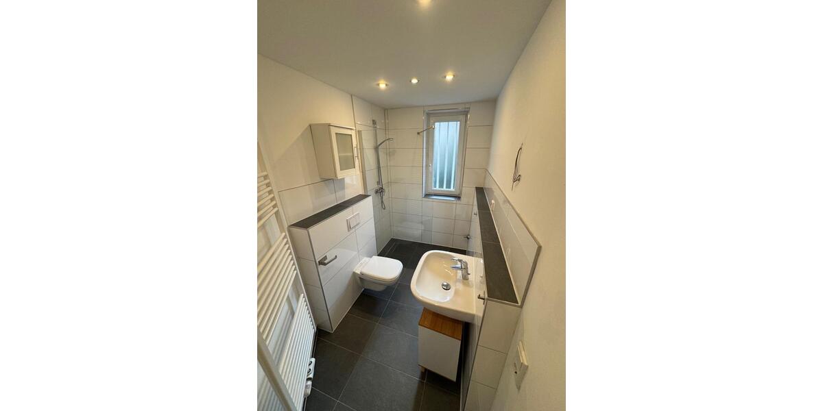 Erdgeschoßwohnung Essen Stadtbezirk III - 5 Zimmer, 142 m&sup2;, 1.480&euro; | Angebot:25515284