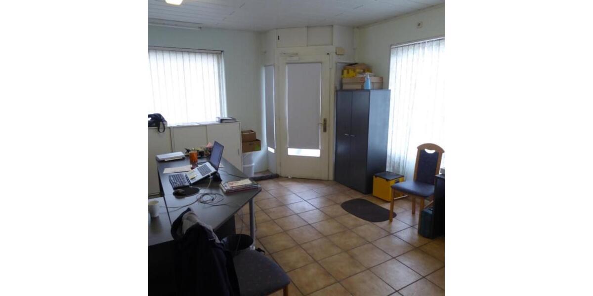 Wohn- und Geschäftshaus 47198 Duisburg zimmer