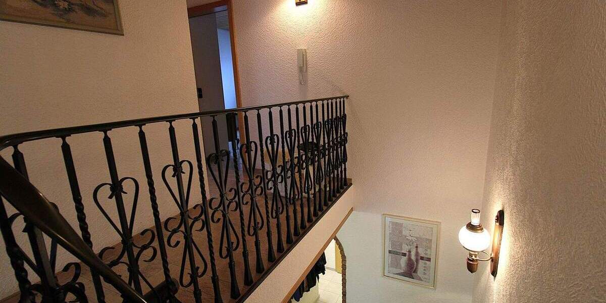 Reihenmittelhaus Gladbeck Zweckel - 6 Zimmer, 150 m&sup2;, 385.000&euro; | Angebot:24786403