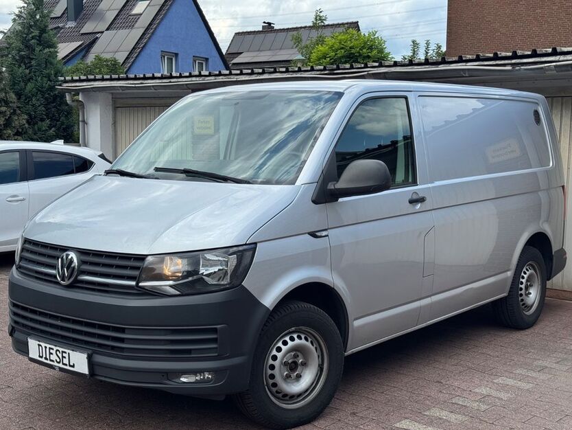 VW T6 Transporter 184.000 km 12.950 € Duisburg 47179