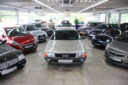 Audi 100