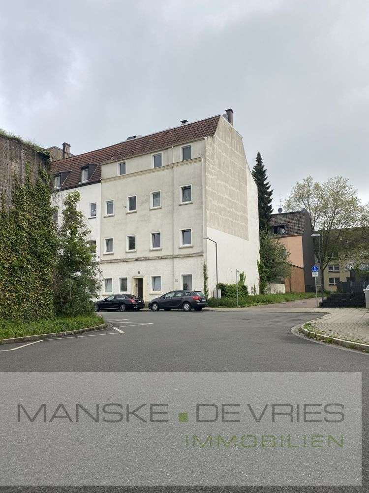 Haus zum Kaufen in Essen 375.000 € 395 m²