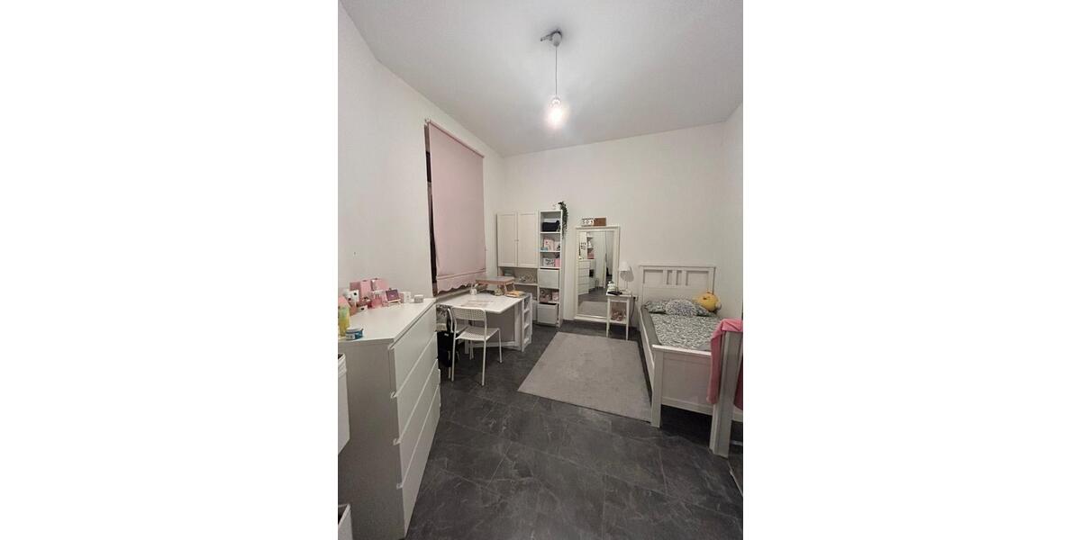 Etagenwohnung Duisburg Duisburg-Mitte - 4 Zimmer, 85 m&sup2;, 130.000&euro; | Angebot:26869302