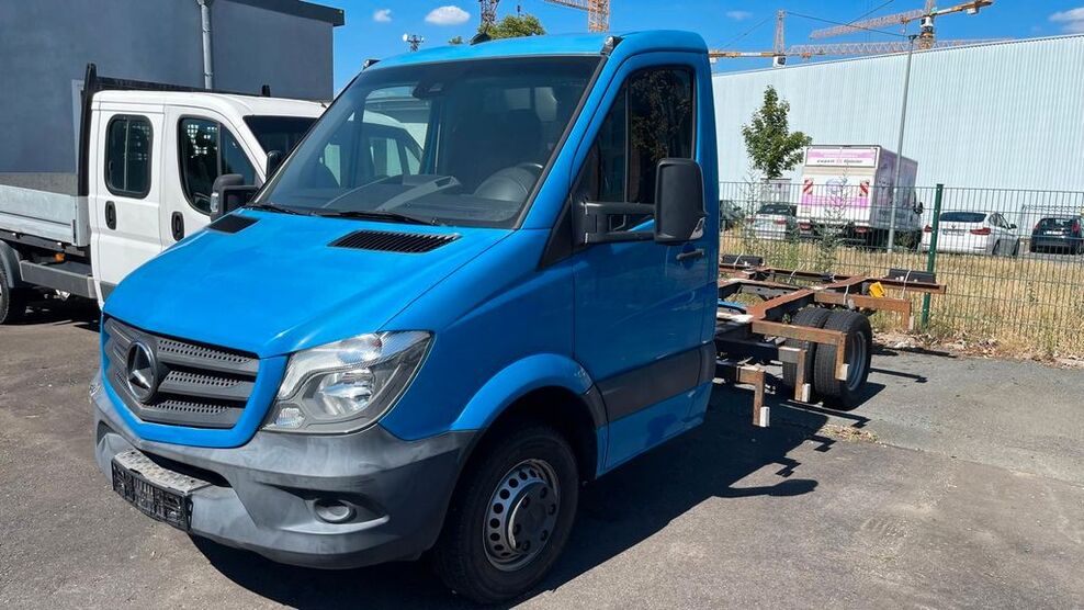 Mercedes-Benz Sprinter 137.802 km 19.999 € Düsseldorf 40597