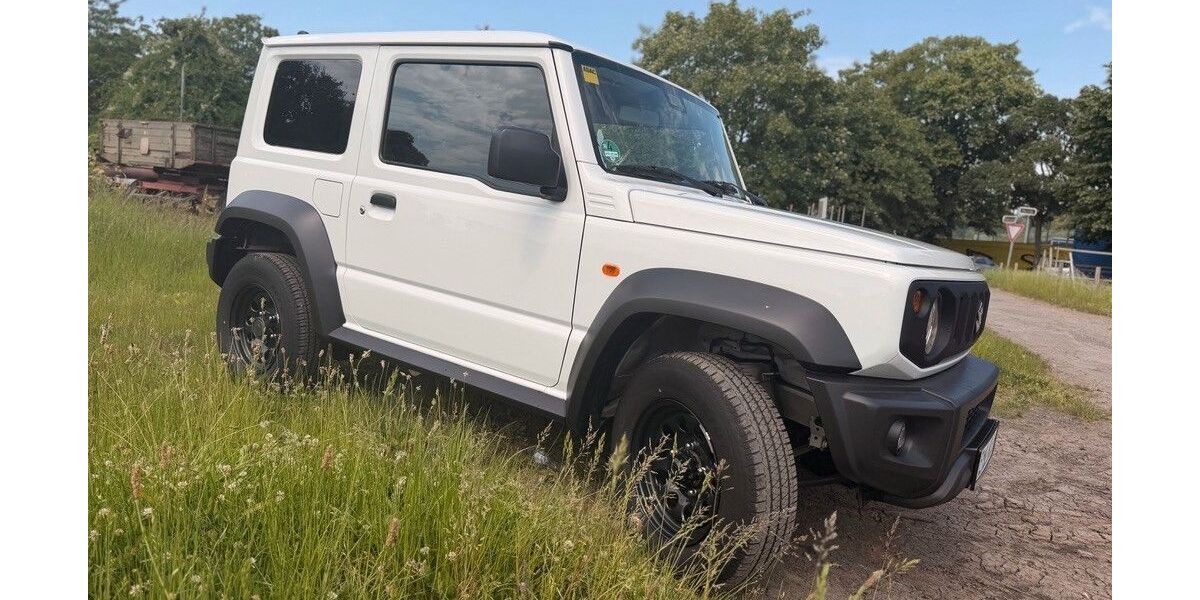 Suzuki Jimny 47.300 km 26.900 &euro; Düsseldorf 40223