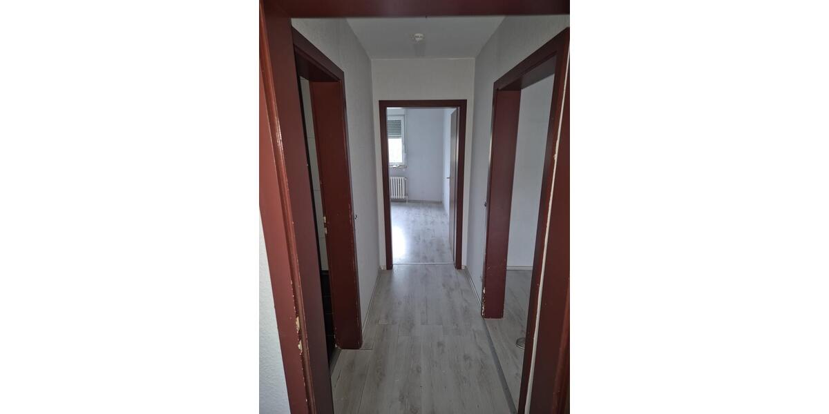 Etagenwohnung Oberhausen Biefang - 3.5 Zimmer, 75 m&sup2;, 620&euro; | Angebot:25523355