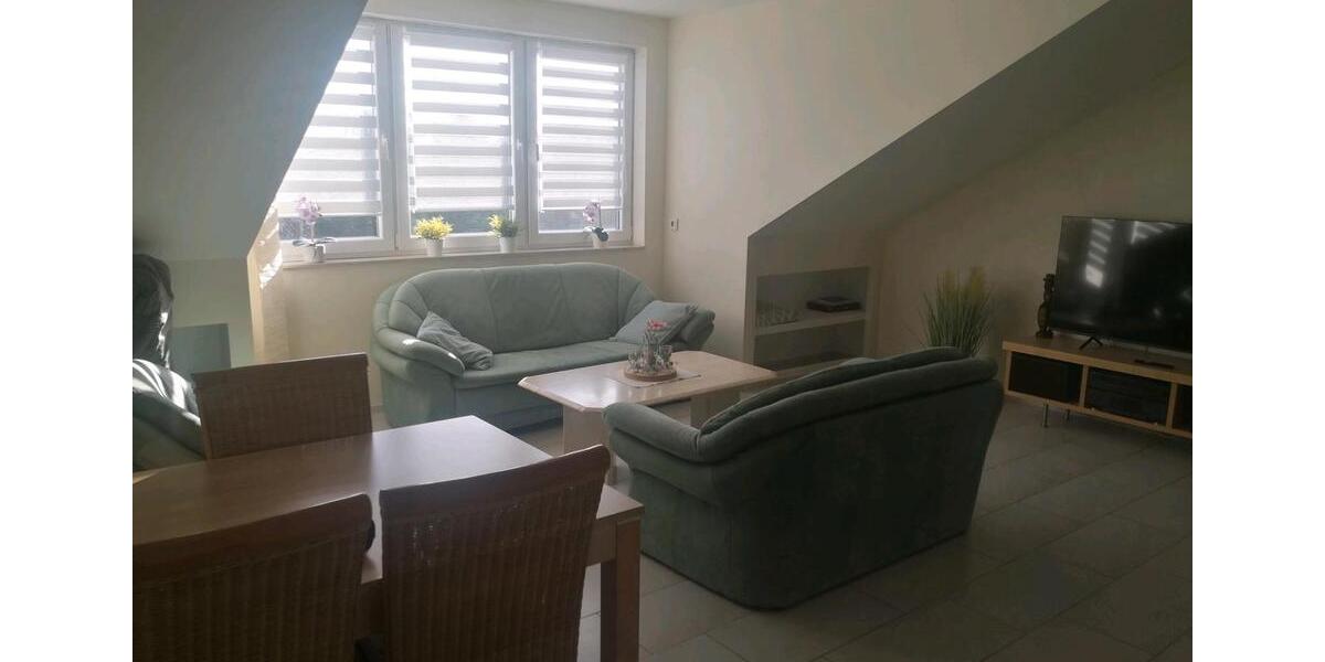 Dachgeschoßwohnung Duisburg Rheinhausen - 2 Zimmer, 63 m&sup2;, 750&euro; | Angebot:25286251