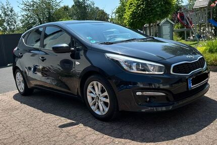 Kia ceed / Ceed 144.700 km 6.800 &euro; Duisburg 47228