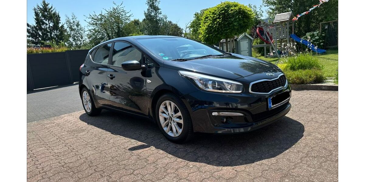 Kia ceed / Ceed 144.700 km 7.900 &euro; Duisburg 47228