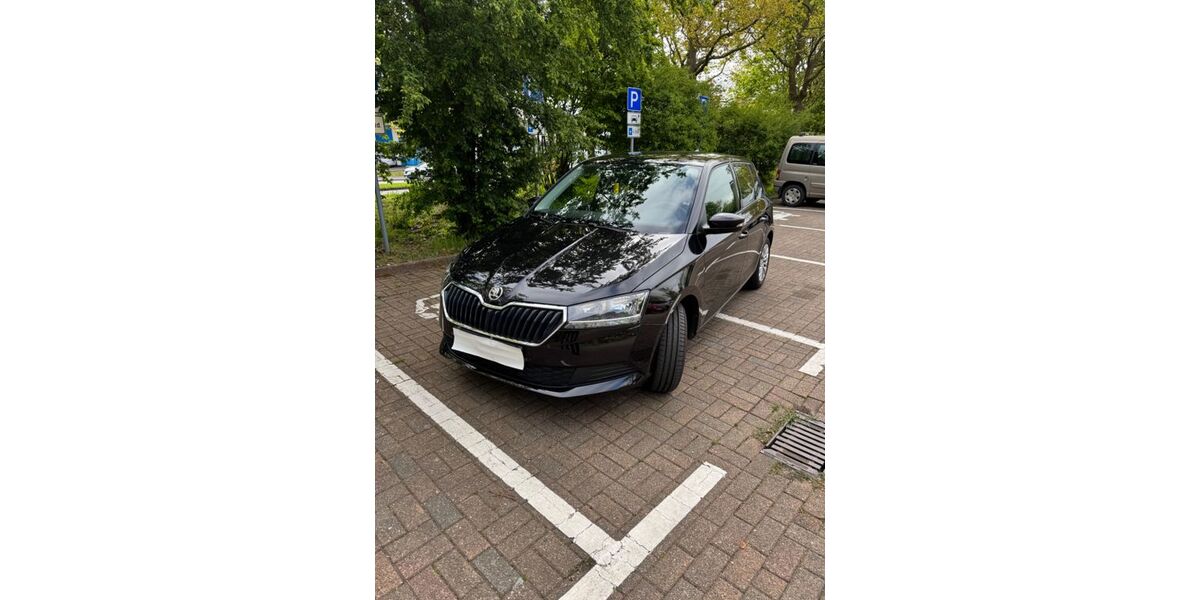 Skoda Fabia 14.700 km 11.700 &euro; Wesel 46483