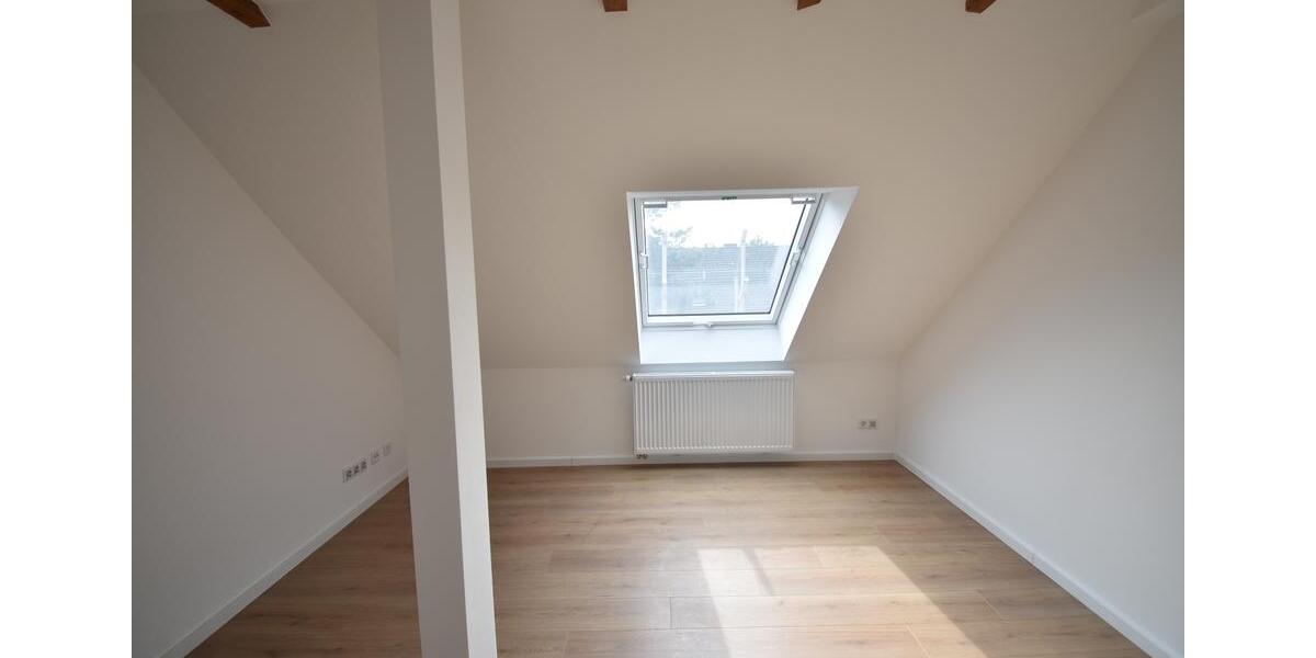 Dachgeschoßwohnung Duisburg Walsum - 2 Zimmer, 54 m&sup2;, 550&euro; | Angebot:26334939