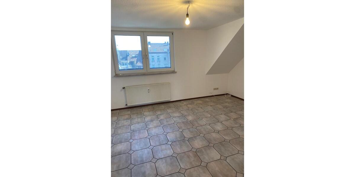 Etagenwohnung Duisburg Mittelmeiderich - 1 Zimmer, 75 m&sup2;, 488&euro; | Angebot:26382966