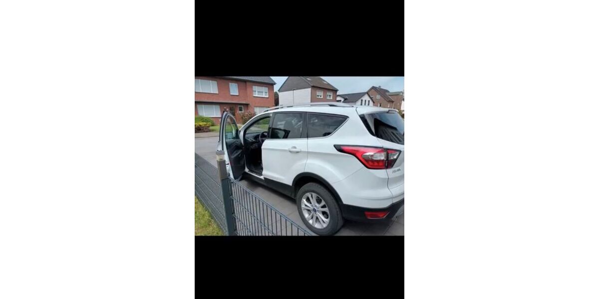 Ford Kuga 157.777 km 12.777 &euro; Dinslaken 46537