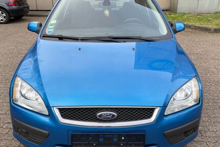 Ford Focus 126.000 km 3.990 &euro; Duisburg 47058