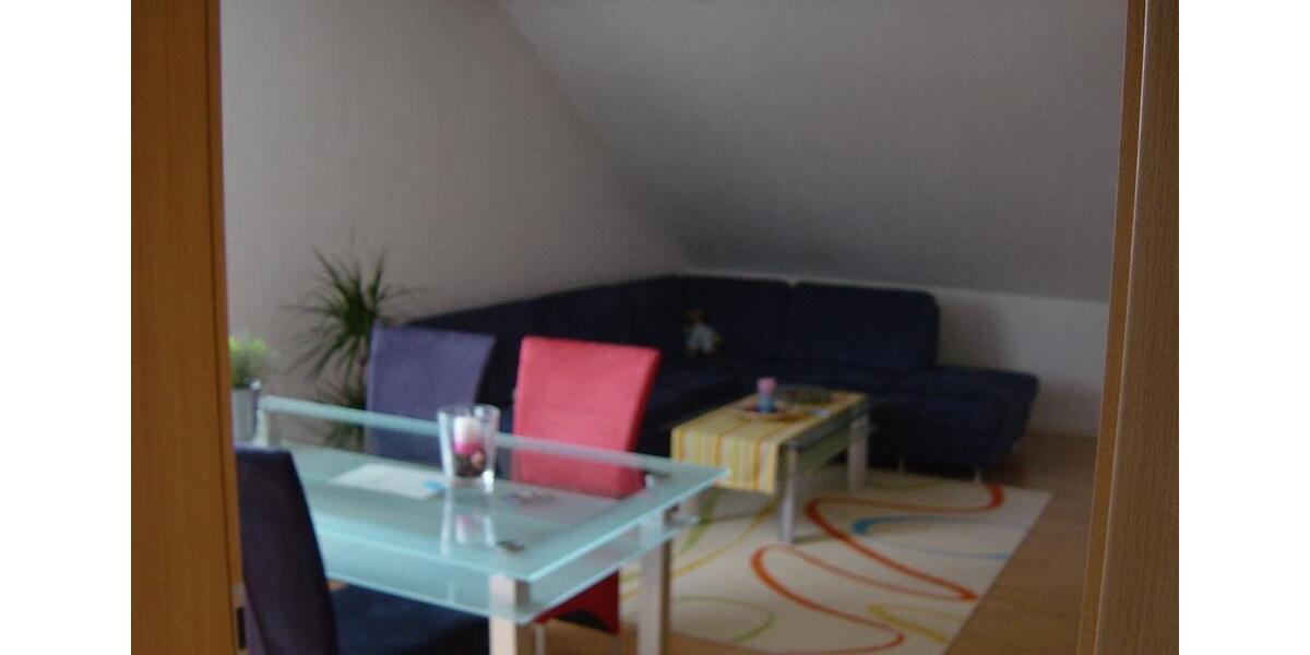 Dachgeschoßwohnung Oberhausen Alstaden - 3.5 Zimmer, 68 m&sup2;, 145.000&euro; | Angebot:26313988