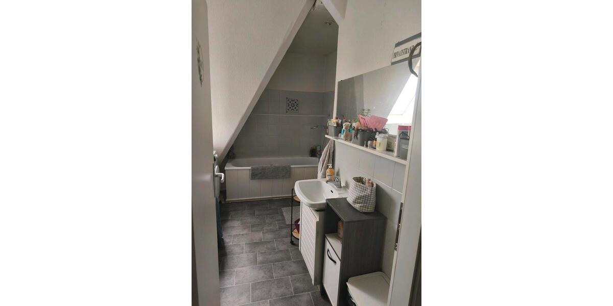 Mehrfamilienhaus, Wohnhaus Düsseldorf Stadtbezirk 8 - 9 Zimmer, 170 m&sup2;, 550.000&euro; | Angebot:26889268