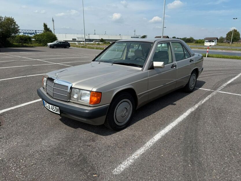 Mercedes-Benz 190 189.000 km 10.000 € Rheinberg 47495
