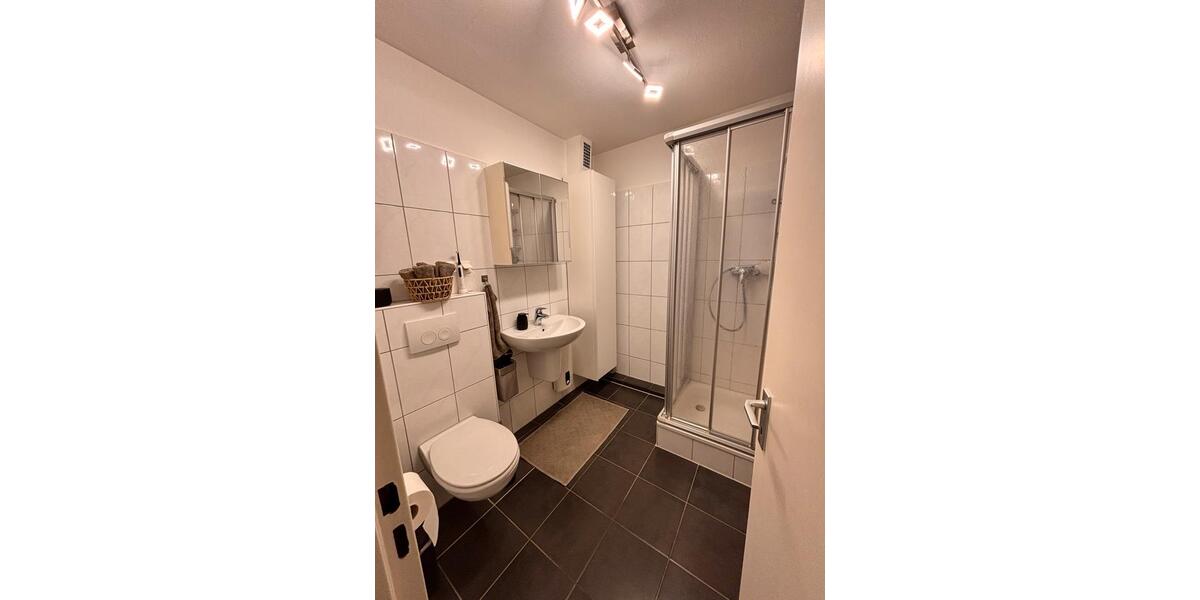 Etagenwohnung Duisburg Angerhausen - 2 Zimmer, 77 m&sup2;, 830&euro; | Angebot:26341758