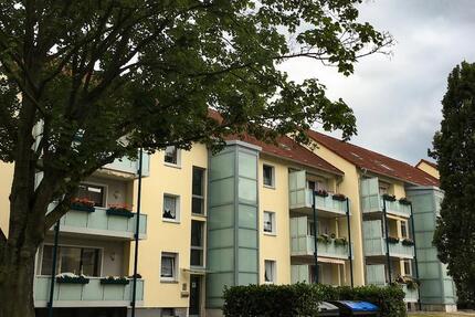 Attraktive 2,5 Raum Wohnung mit Balkon – mitten in Wanne-Mitte zimmer