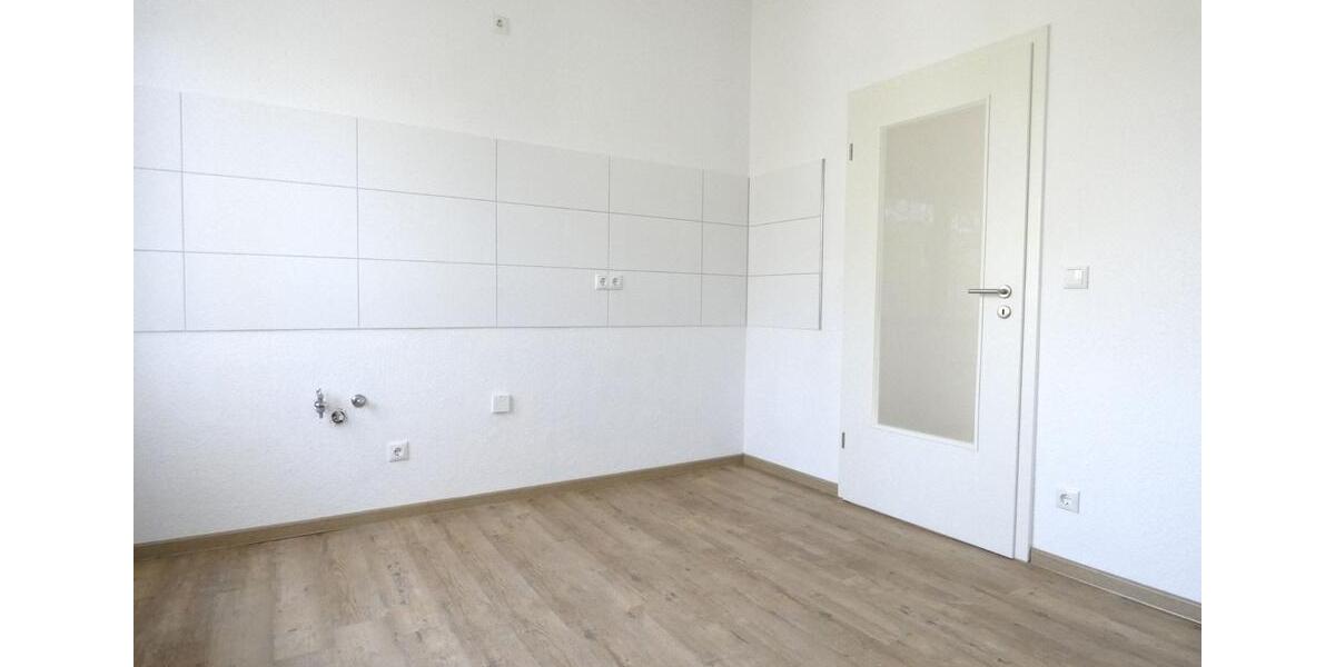 Dachgeschoßwohnung Essen Stadtbezirk III - 2 Zimmer, 56 m&sup2;, 610&euro; | Angebot:26399320