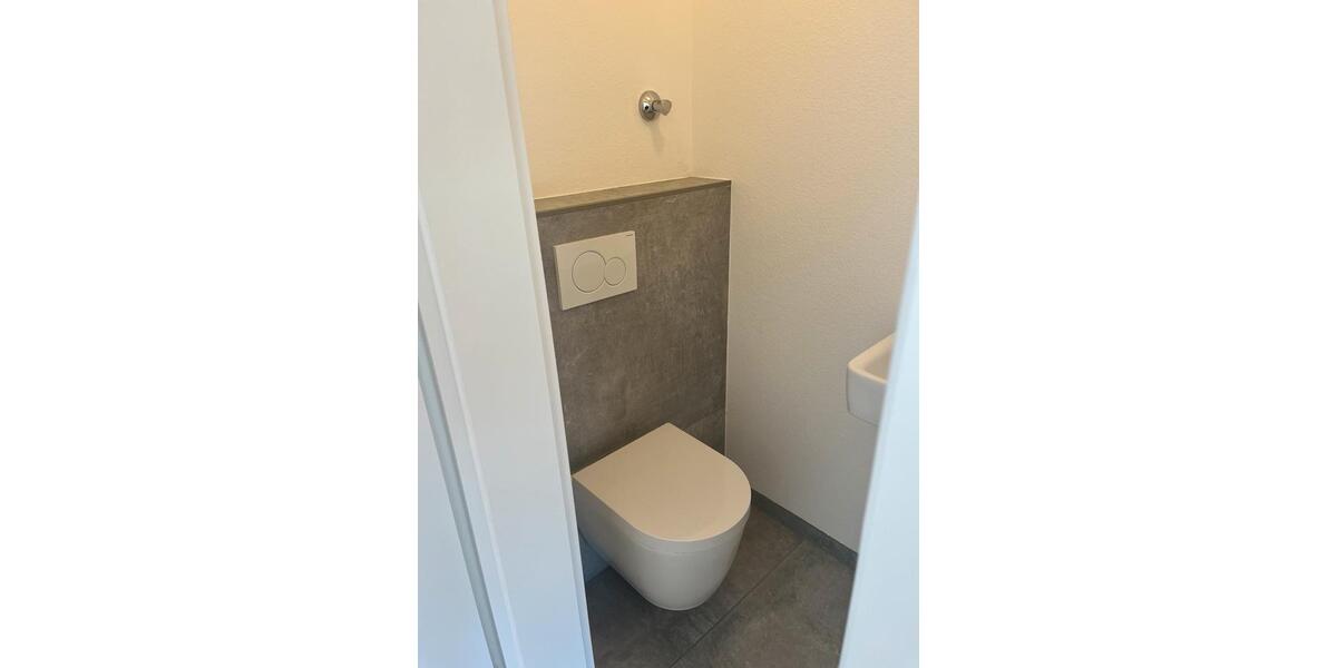 Dachgeschoßwohnung Oberhausen Alsfeld - 2.5 Zimmer, 86 m&sup2;, 845&euro; | Angebot:25641567