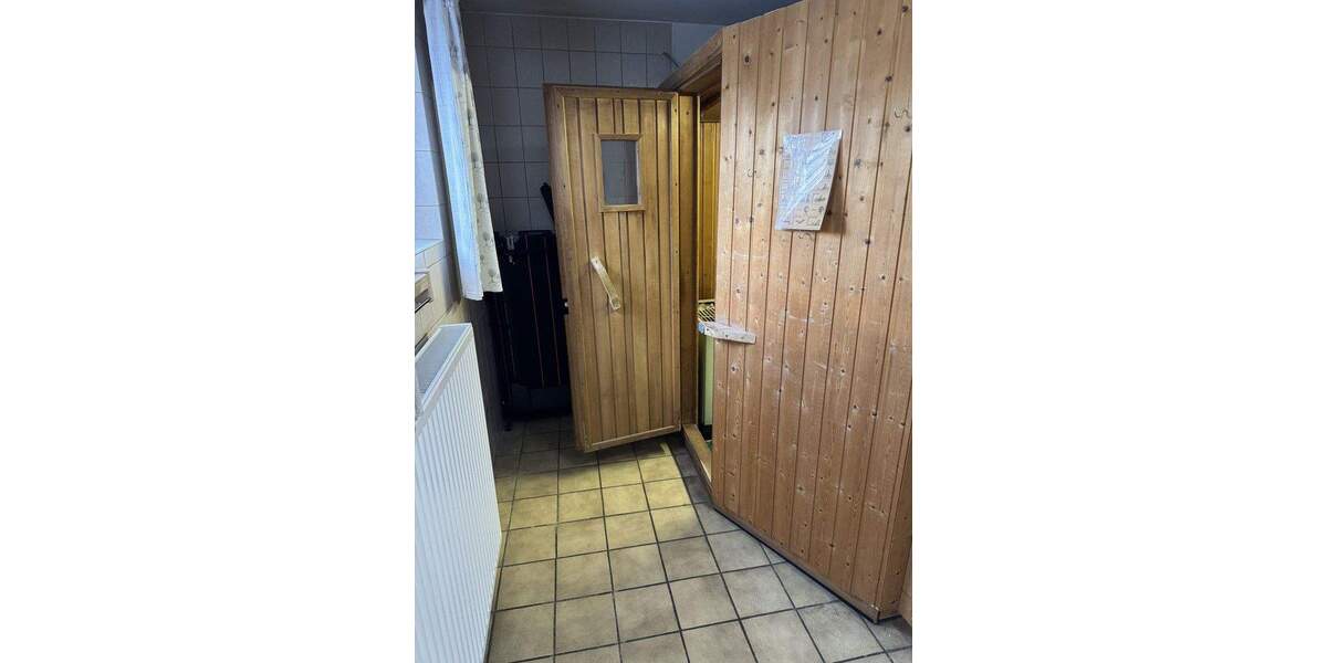 Alles was das Herz begehrt - Freistehendes Ein- Zweifamiliendomizil mit paradiesischem Garten 9 zimmer