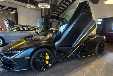Lamborghini Revuelto 2.900 km 579.999 &euro; Kaarst 41564